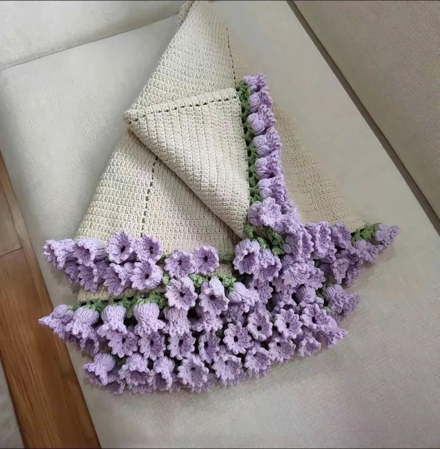 Lé Bouquet Blanket